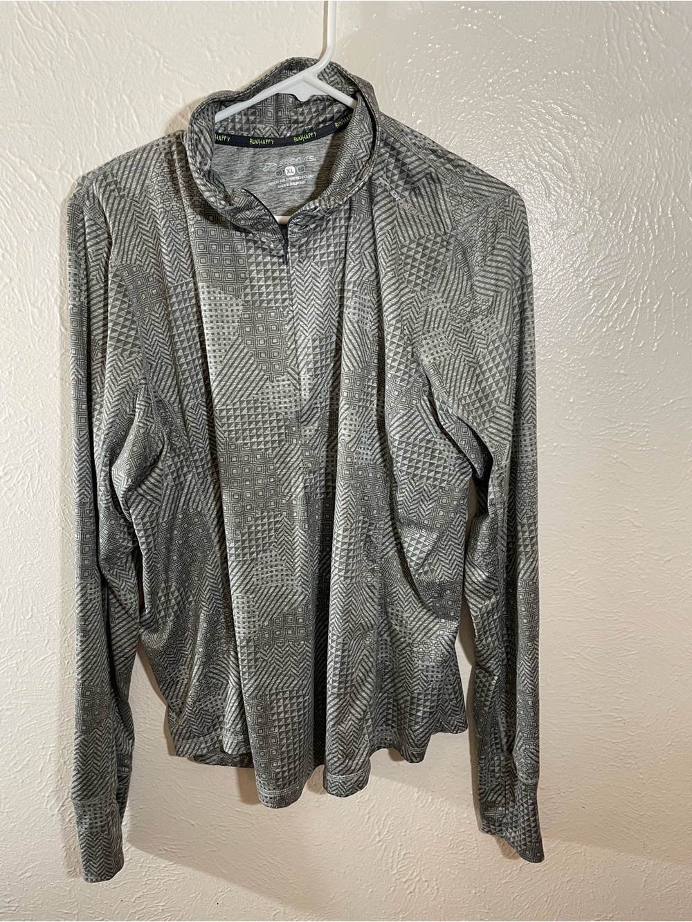 Brooks Gray Geometric Quarter-Zip Long Sleeve Top